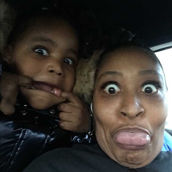 Meet your Posher, Latasha - Picture 4 of 10